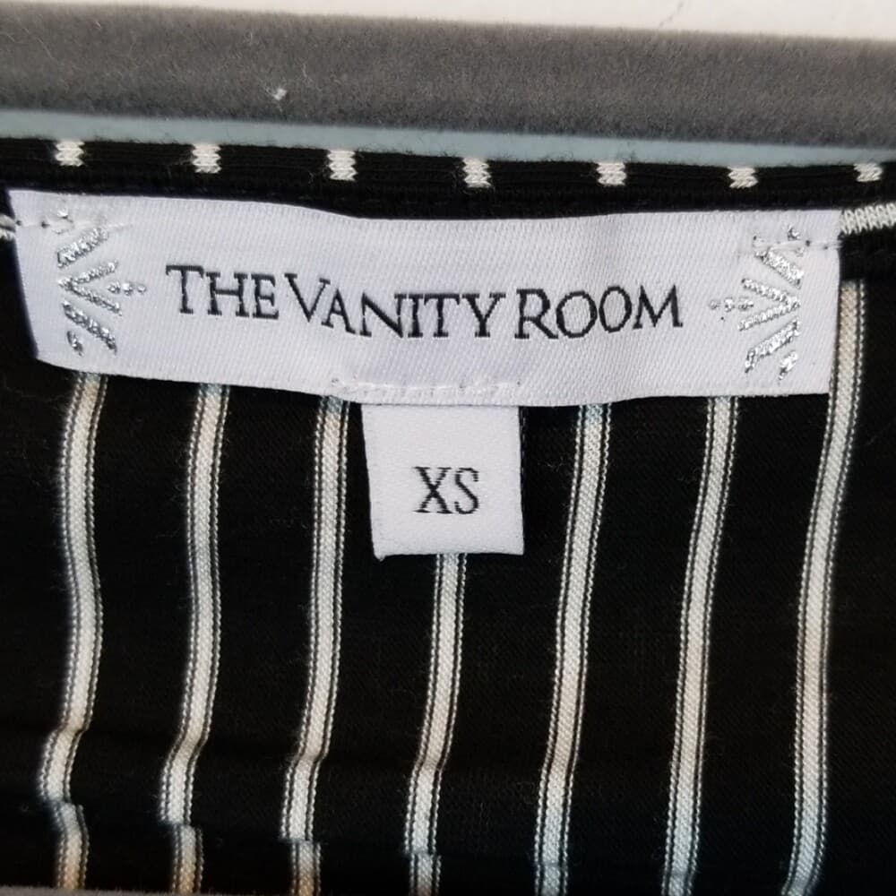 The Vanity Room Women's Short Sleeve Striped Knit Tie Front Top Size XS *READ - Thumbnail 3