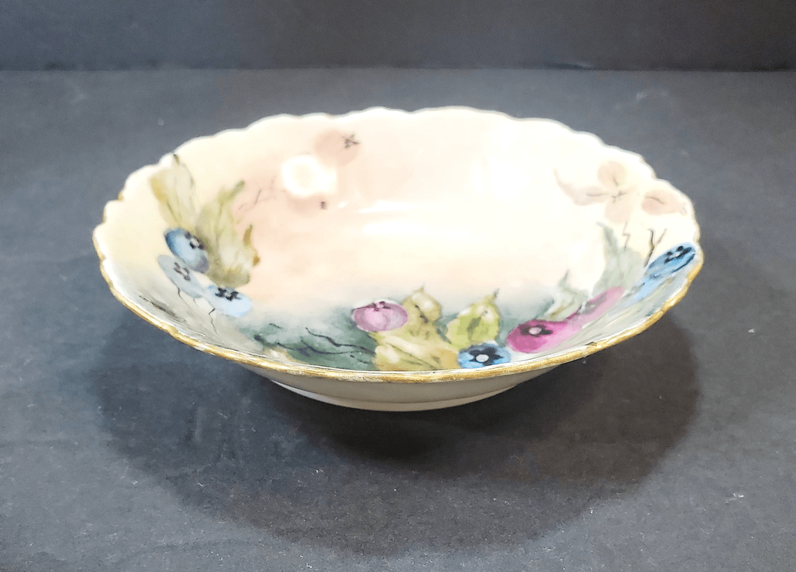 Vintage O & EG Royal Austria Hand Painted Blueberries Berry Trinket Bowl Dish - Thumbnail 3