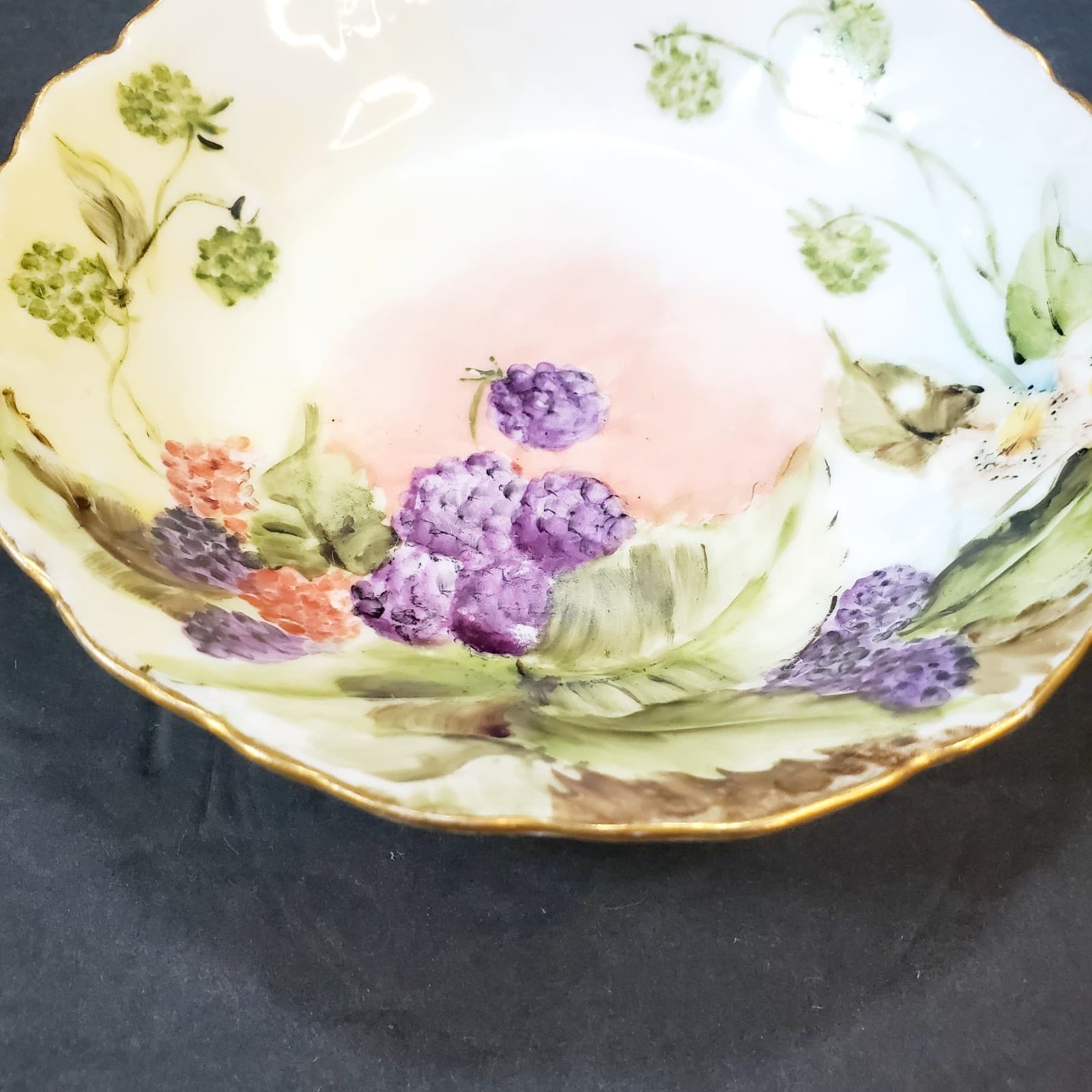 Vtg O & EG Royal Austria Hand Painted Raspberry Blackberry Berry Trinket Bowl - Thumbnail 3