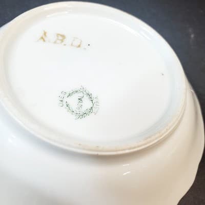 Vtg O & EG Royal Austria Hand Painted Strawberries Signed ABD Berry Trinket Bowl - Thumbnail 5