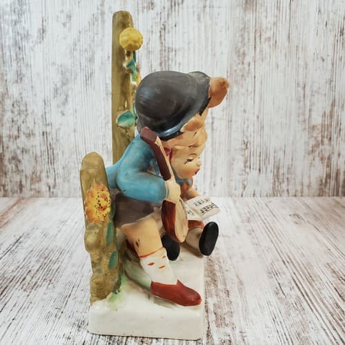 Vtg Japan Figurine Boy & Girl Sitting Playing Music Singing Hand Painted Bisque - Thumbnail 4