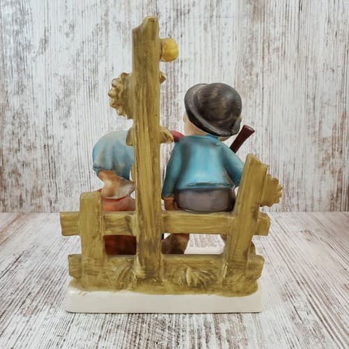 Vtg Japan Figurine Boy & Girl Sitting Playing Music Singing Hand Painted Bisque - Thumbnail 5