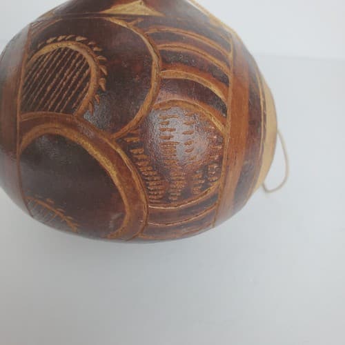 Vintage Hanging Carved Gourd With Two Tone Bird Carving and Designs - Thumbnail 3