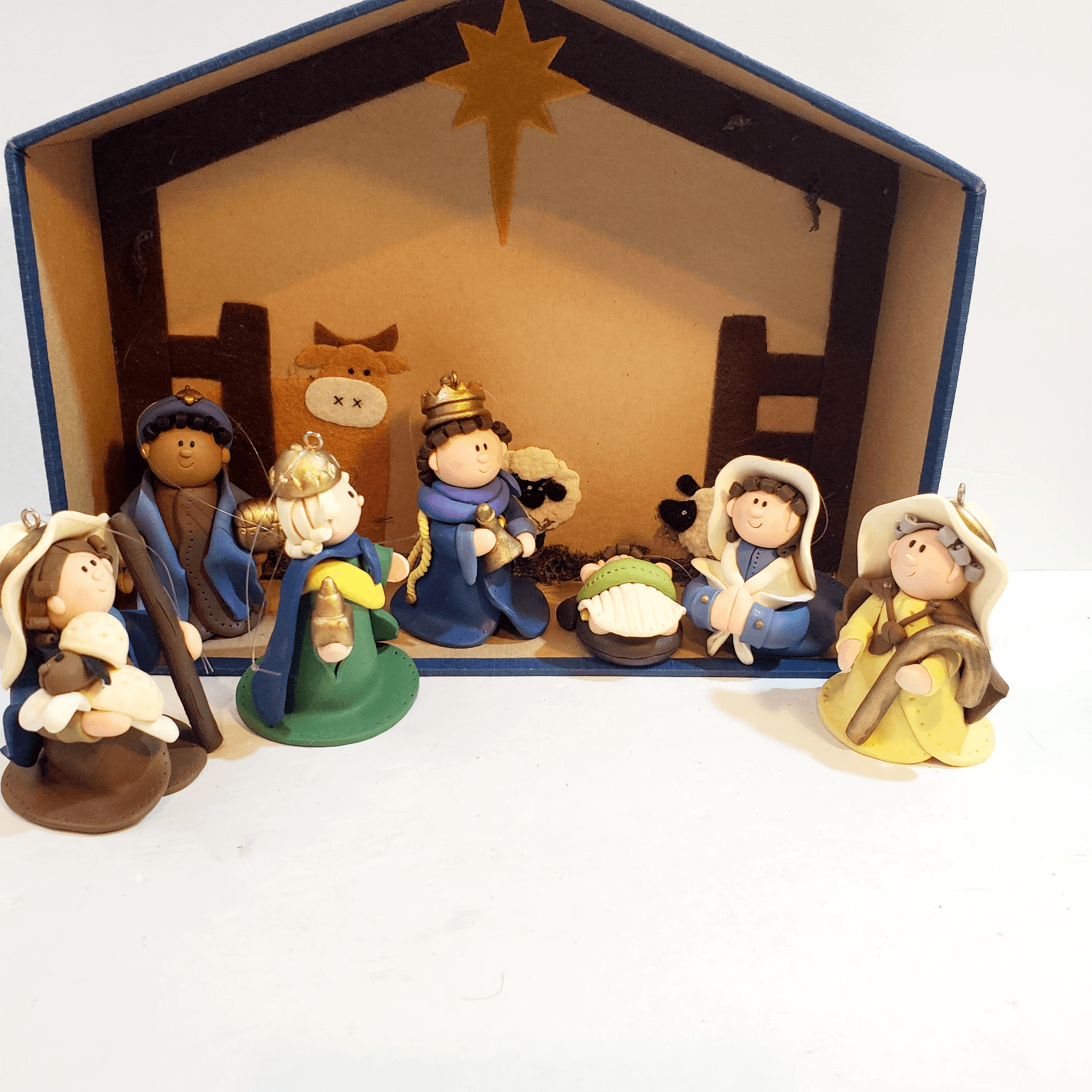 Christmas Children's Nativity Ornaments Set of 7 Polymer Clay Figures & Creche - Thumbnail 4