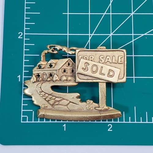 Vintage Signed AJC Gold Tone Real Estate Broker House SOLD Pin Brooch Gift - Thumbnail 4
