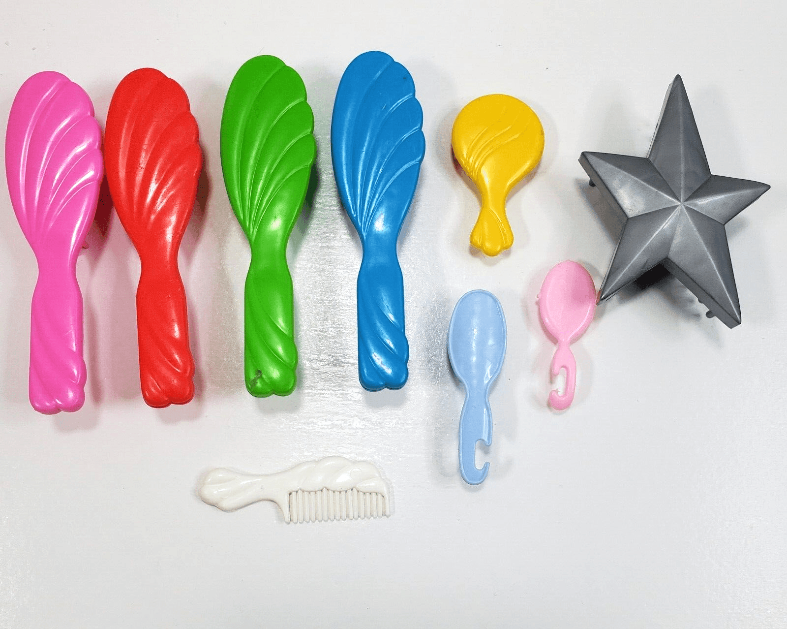 Vtg 90's Mattel Barbie & Friends Doll Hair Lot of 9 Shell Star Brush Comb #214