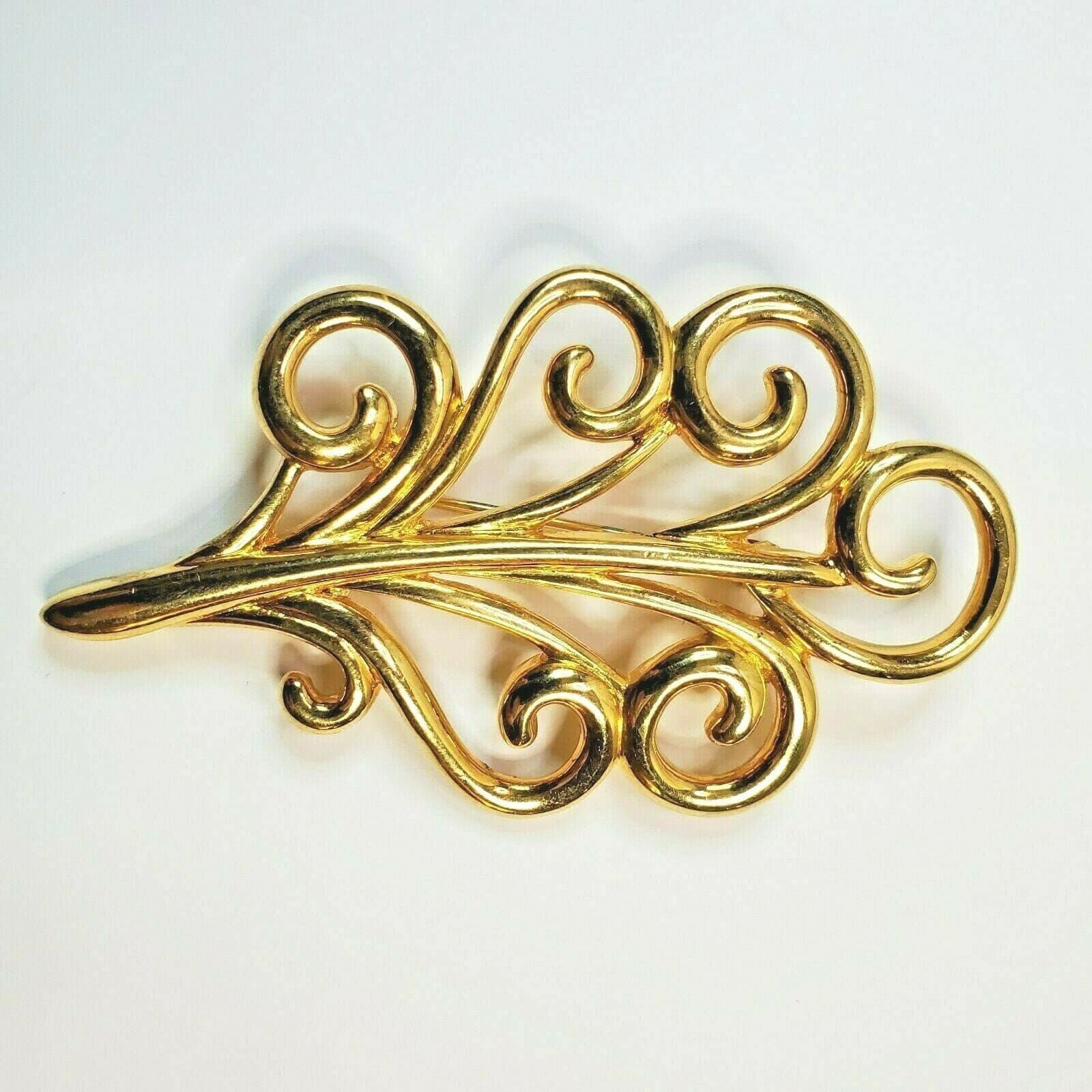 Vintage Monet Gold Tone Open Weave Scrolled Leaf Plume Design Pin Brooch