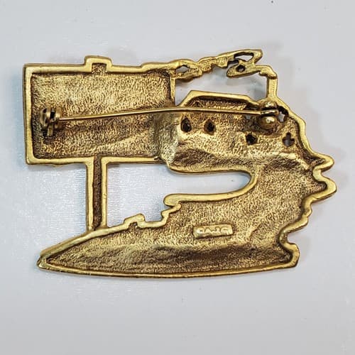 Vintage Signed AJC Gold Tone Real Estate Broker House SOLD Pin Brooch Gift - Thumbnail 2