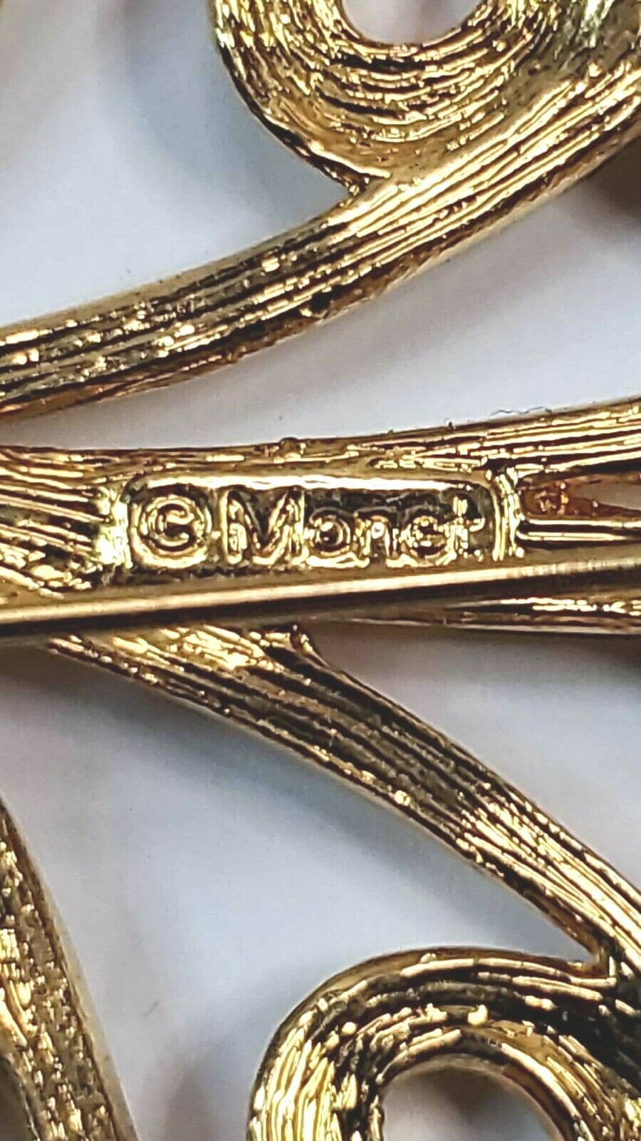 Vintage Monet Gold Tone Open Weave Scrolled Leaf Plume Design Pin Brooch - Thumbnail 4
