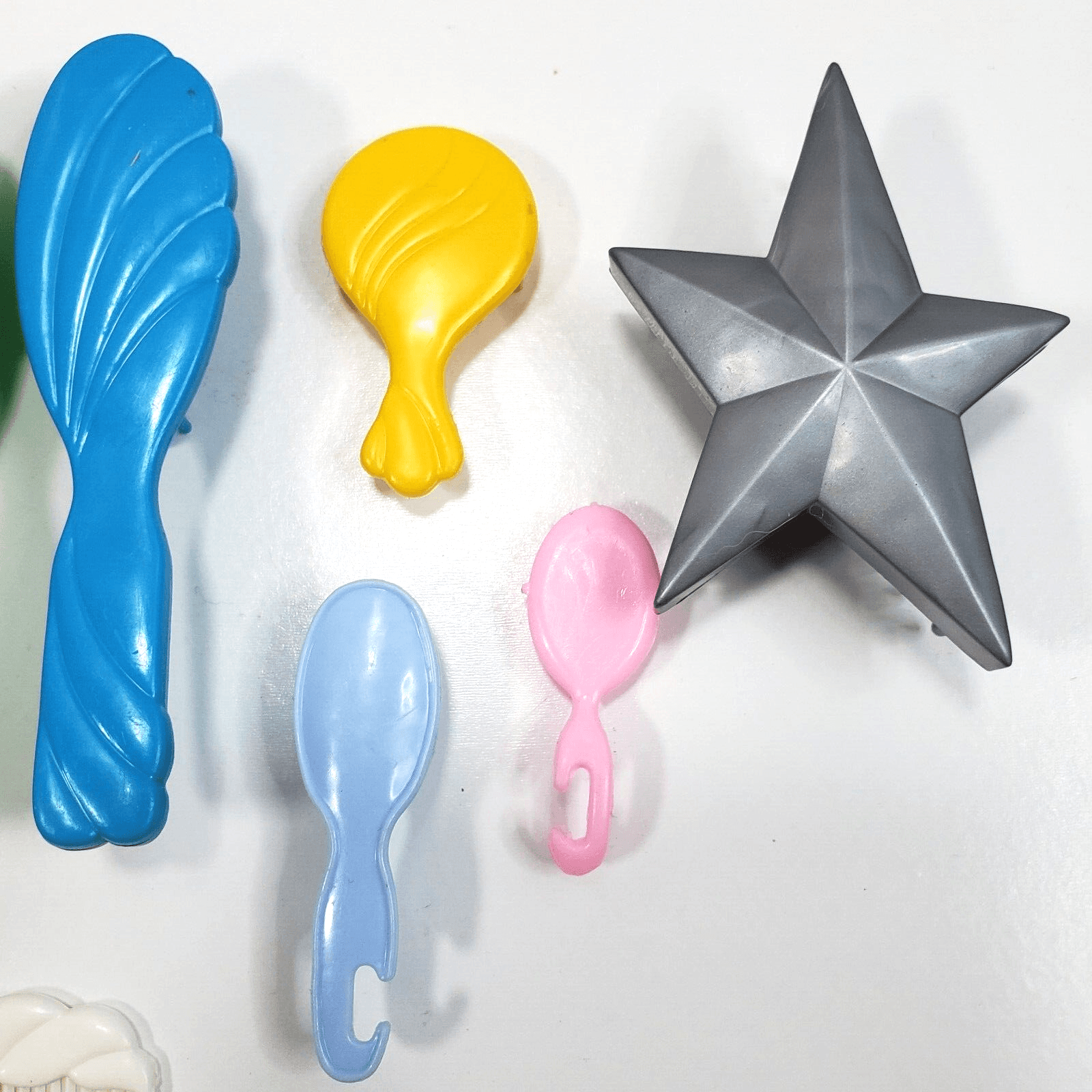 Vtg 90's Mattel Barbie & Friends Doll Hair Lot of 9 Shell Star Brush Comb #214 - Thumbnail 4