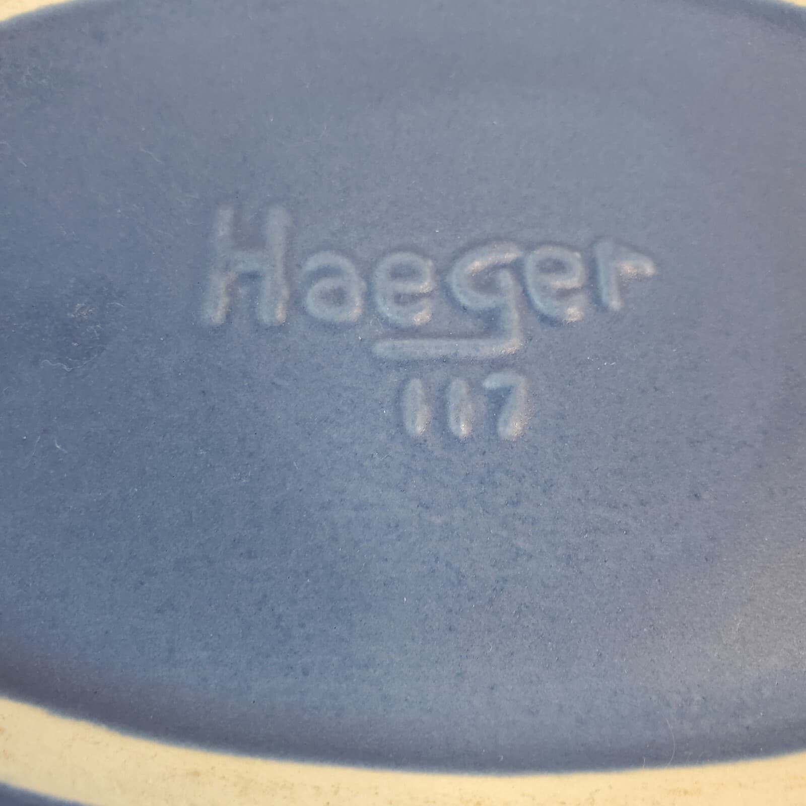 Haeger USA Oblong Bowl Dish Blue & White Scalloped Edge 10" Matte Finish - Thumbnail 6