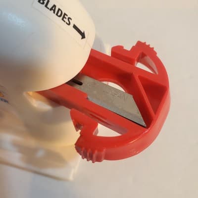 Logan Graphic Products COS-Tools Foamboard V-Groove Cutter Includes 4 Blades - Thumbnail 2