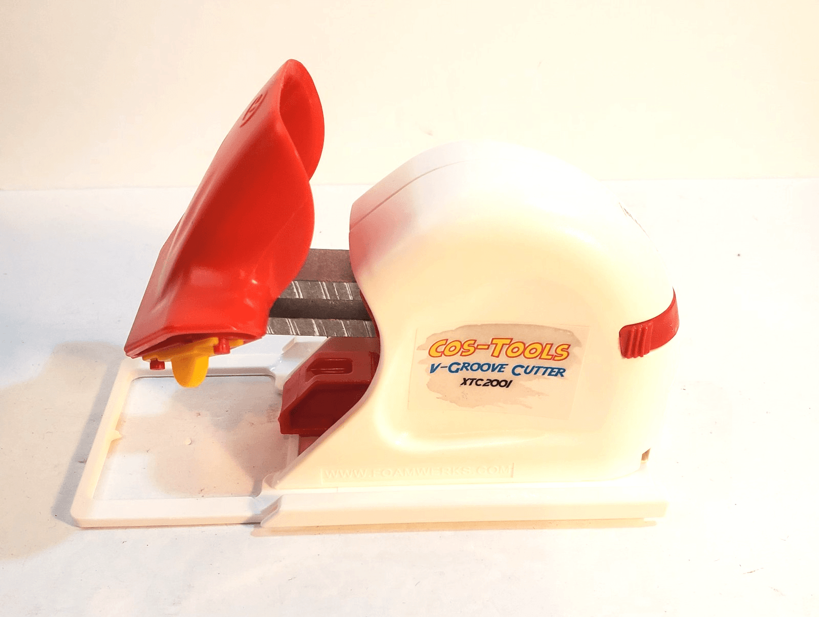 Logan Graphic Products COS-Tools Foamboard V-Groove Cutter Includes 4 Blades