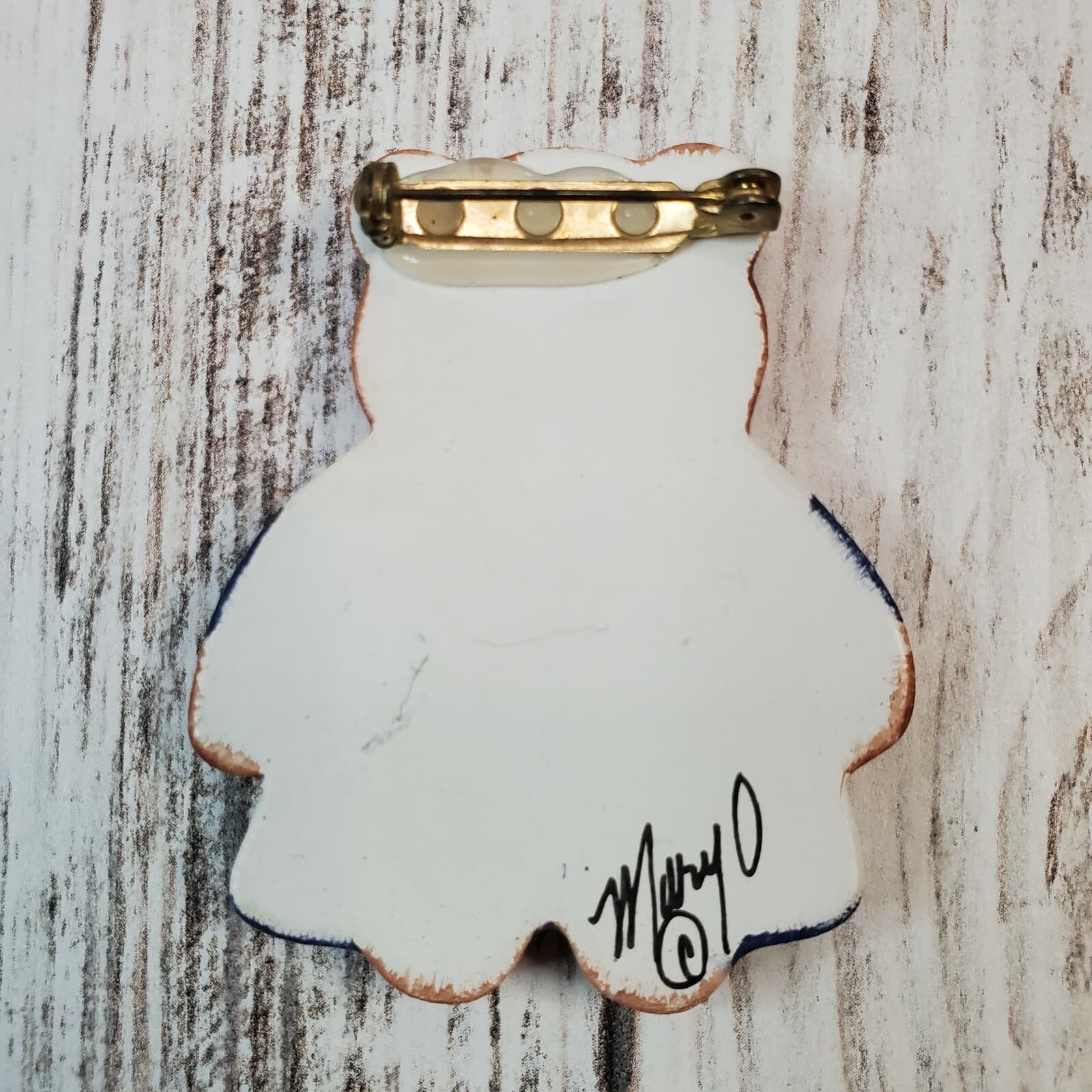 Vtg Teddy Bear Wooden Hand Painted Pin Brooch Teacher School Girl Signed Mary O - Thumbnail 2