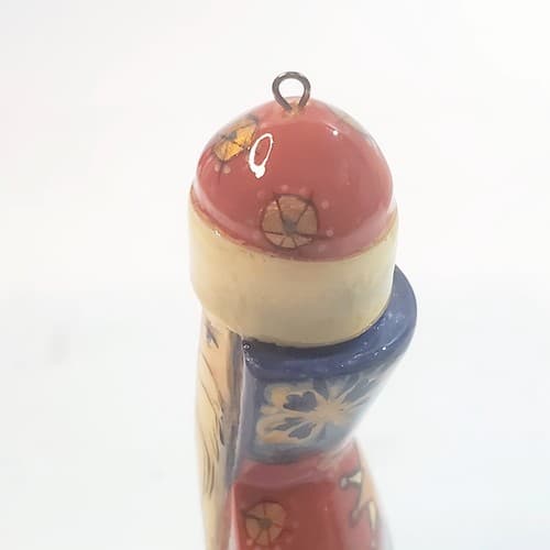 Vtg Signed Hand Painted Russian ? Santa Wooden Claus Christmas Ornament 3.25" - Thumbnail 5