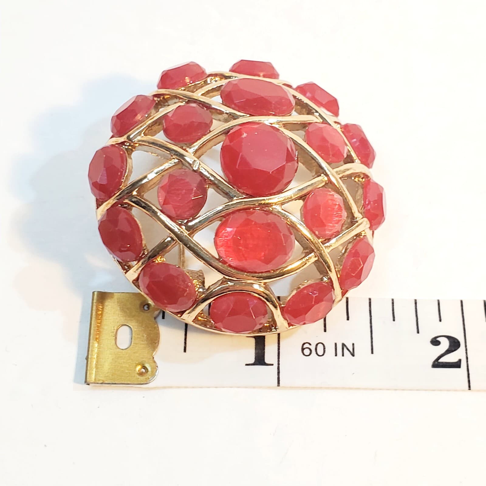 Vintage Gold Tone Coral/Red Faceted Faux Gemstones Weaved Dome Brooch Pin MCM - Thumbnail 3