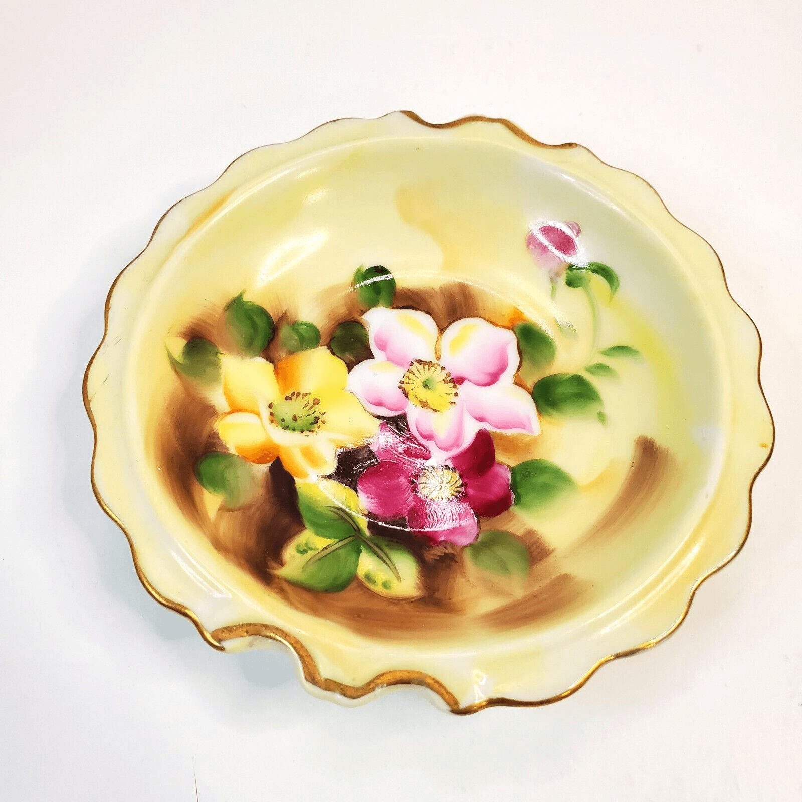 Enesco 4 1/2" Trinket Dish Plate Handpainted Floral Gold Trim Edge E1347 Japan