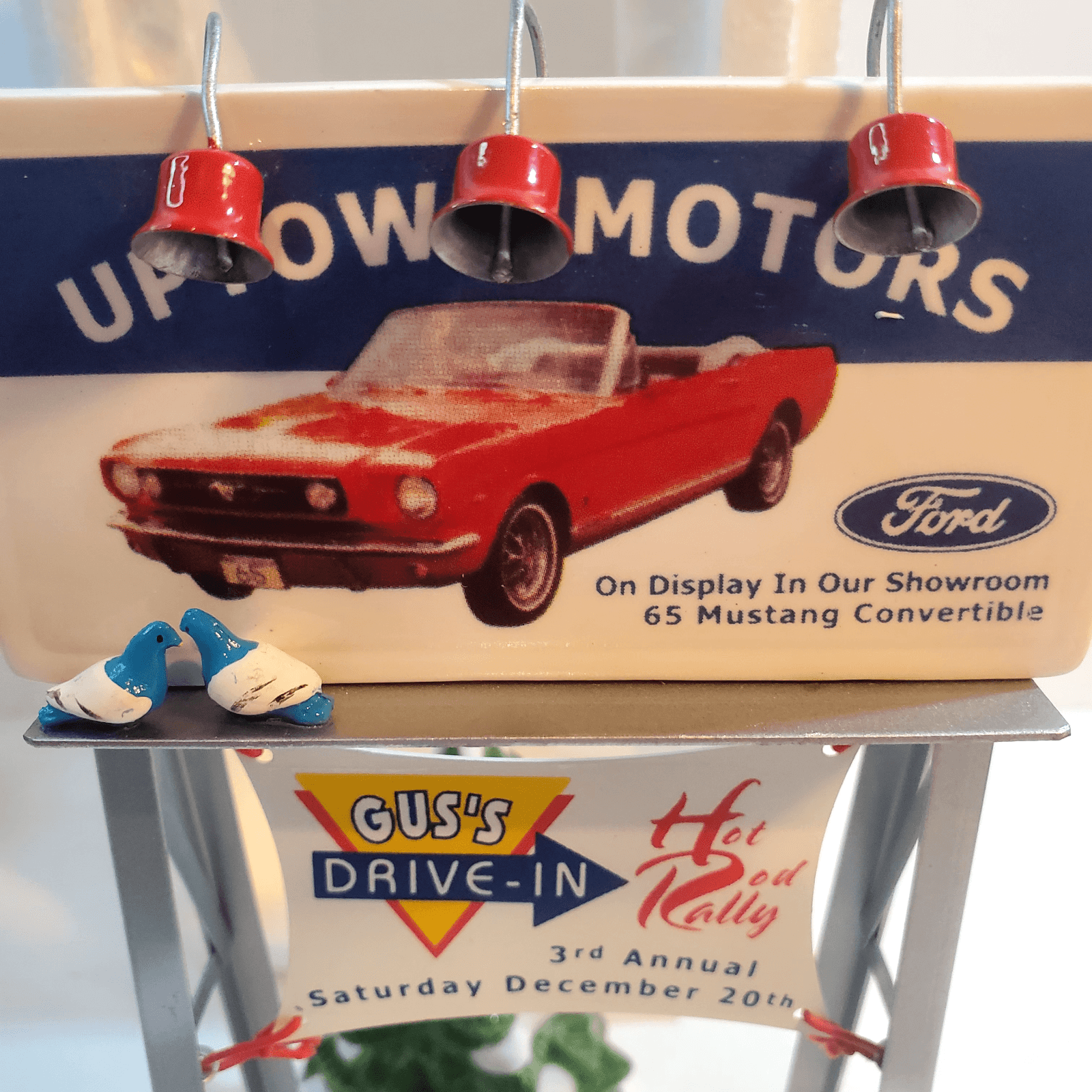 Department 56 Snow Village Accessory Ford Uptown Motors Sign Hot Rod Rally 52780 - Thumbnail 6