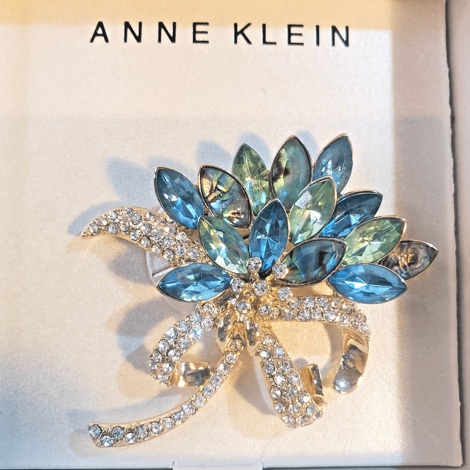 Anne Klein Signed Brooch Pin Rhinestone Crystal Flower Bouquet Ribbon Bow Boxed