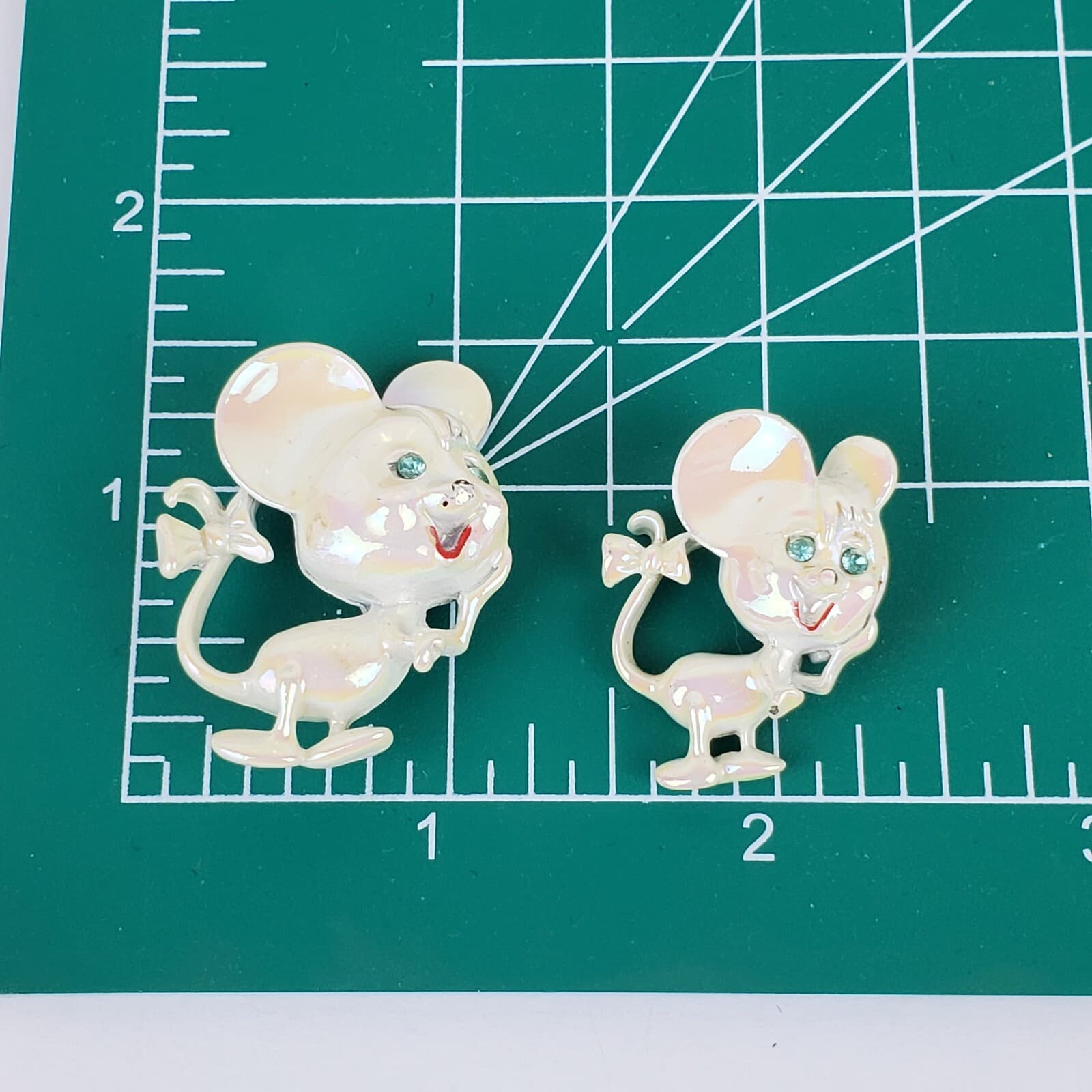 Vintage Pair of White Metal Enamel Rhinestone Mice with Bows on Tails Brooch Pin - Thumbnail 3