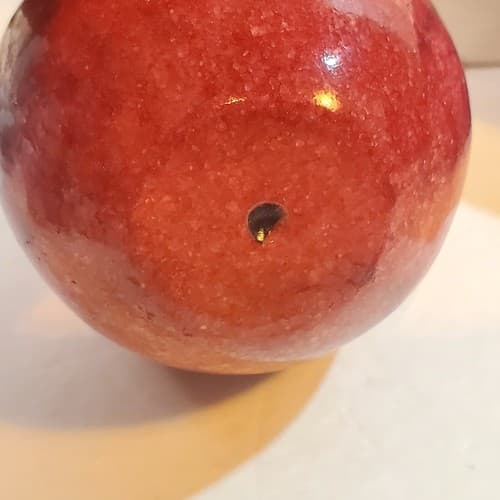 Vtg Alabaster Stone Red Apple Fruit W/ Wood Stem Paperweight Flat Bottom 1.3 LB - Thumbnail 4
