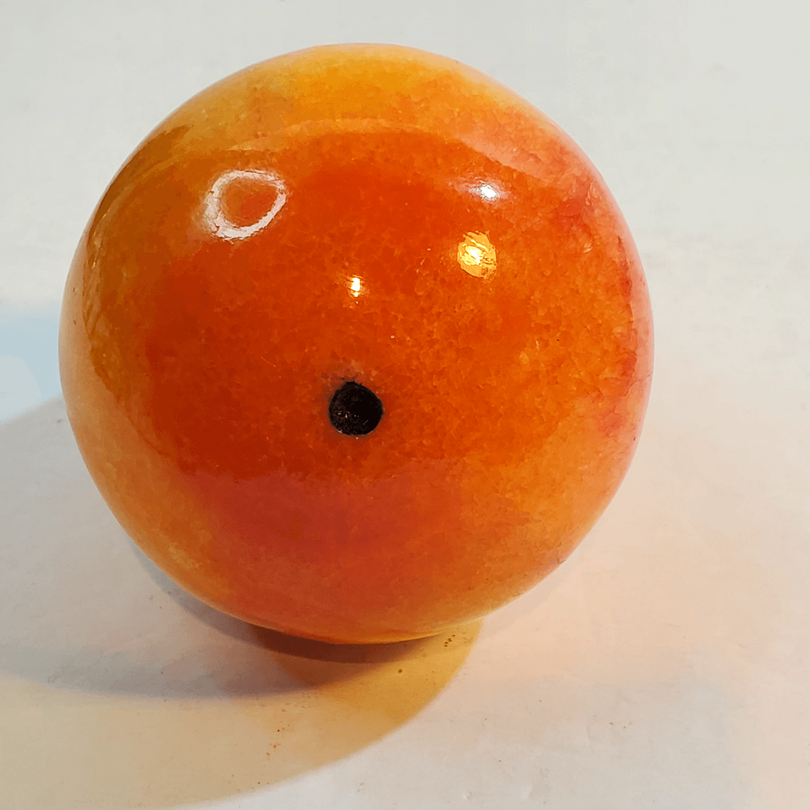 Vtg Alabaster Stone Pear Fruit W/ Wood Stem Paperweight Semi-Flat Bottom 15 Oz - Thumbnail 4