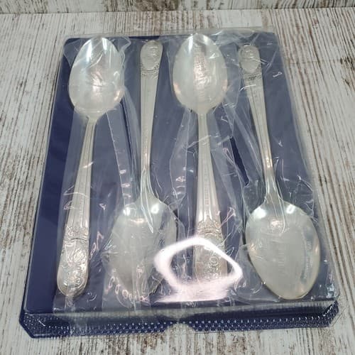 Vintage WM ROGERS & CO Set of 4 Silver Plate Presidential Collectible Spoons #2 - Thumbnail 5