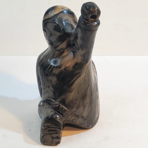 Vtg Signed Thorn Canada Carved Resin or Soapstone Eskimo Inuit Hunter NO SPEAR - Thumbnail 5