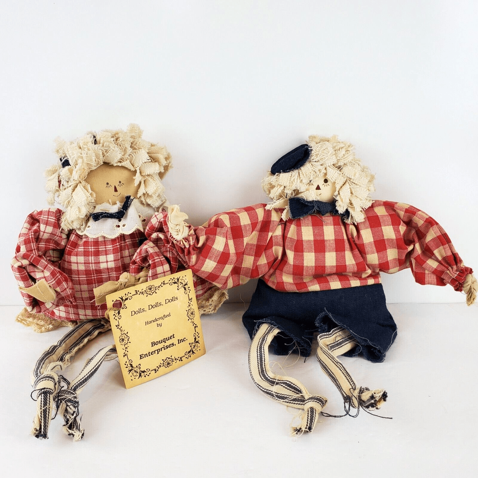 Vtg Primitive Handcrafted Folk Art Wired Fabric Raggedy Ann and Andy Style Dolls