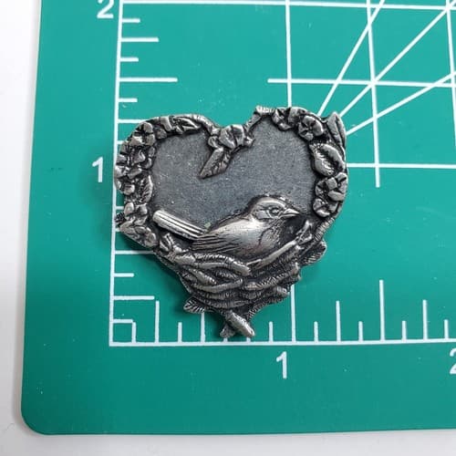 Vintage Birds & Blooms Pewter Heart with Bird in a Nest Brooch Pin Jewelry - Thumbnail 4