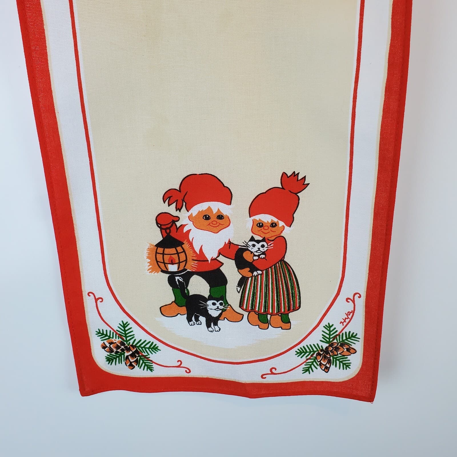 Vintage Stil Dukar Sweden Table Runner Dresser Scarf 9.5 in x 24 in Elves Cat - Thumbnail 2