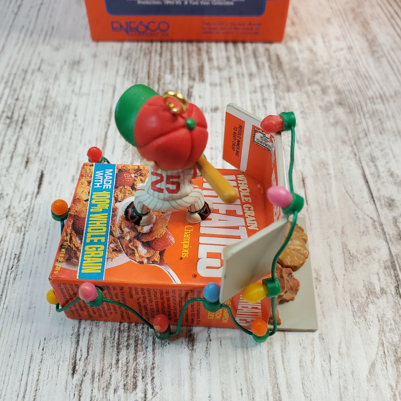 Vtg 1992 Enesco WHEATIES Cereal Baseball "Holidays are a Hit" Christmas Ornament - Thumbnail 6