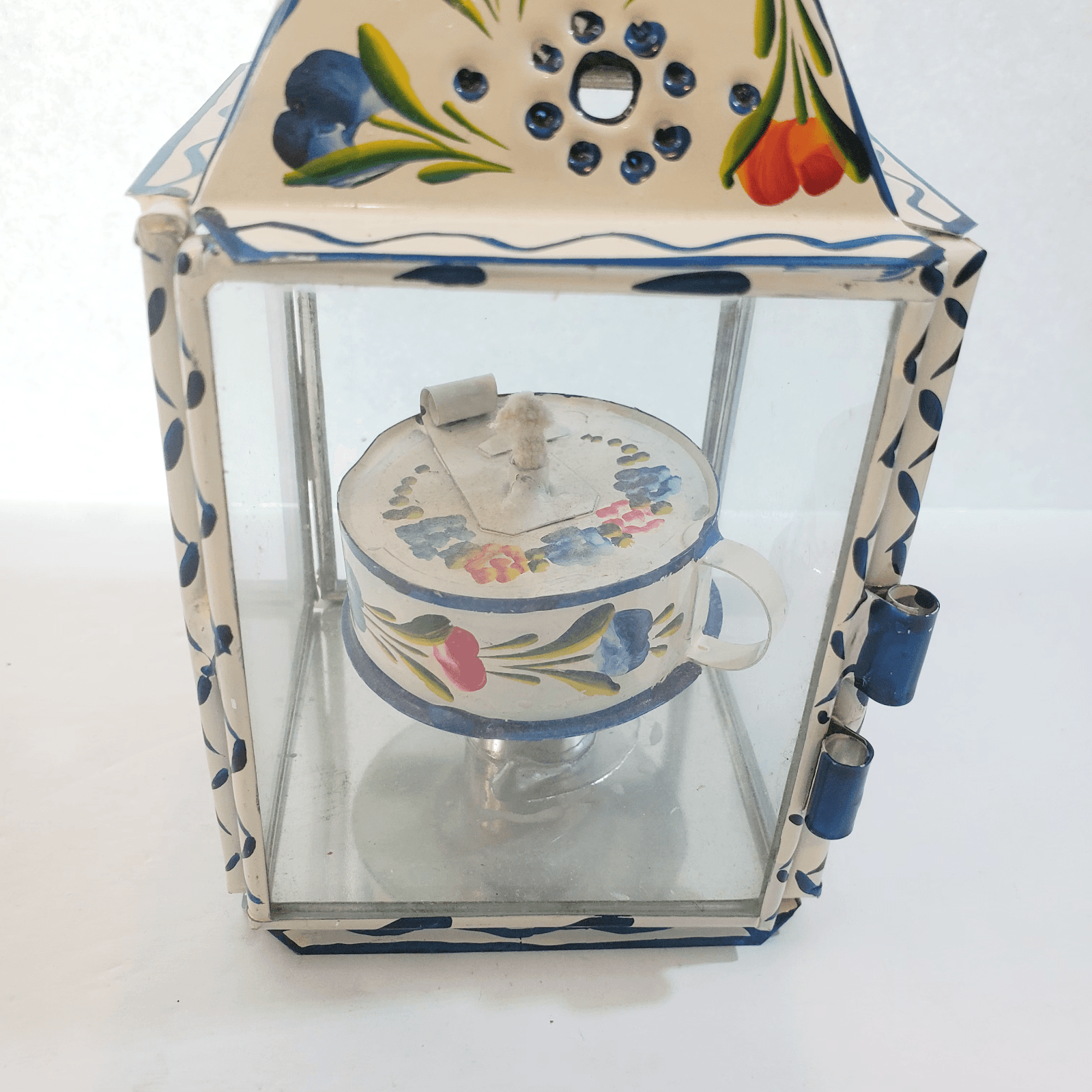 Vintage Primitive Folk Art Tin & Glass Hand Painted Floral Oil Lantern Portugal - Thumbnail 4