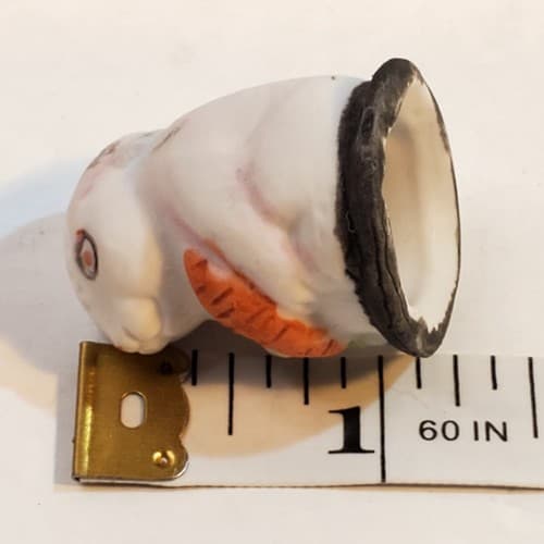 Vintage Ceramic Porcelain Bunny Rabbit Holding Carrot Easter Collectible Thimble - Thumbnail 6