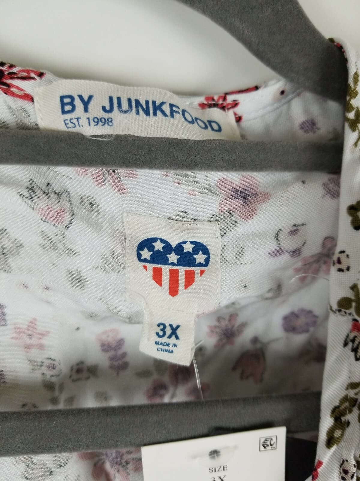 Rock By Junk Food Long Sleeve Crop Blouse Size 3X Wrap Tie Front White Floral - Thumbnail 4