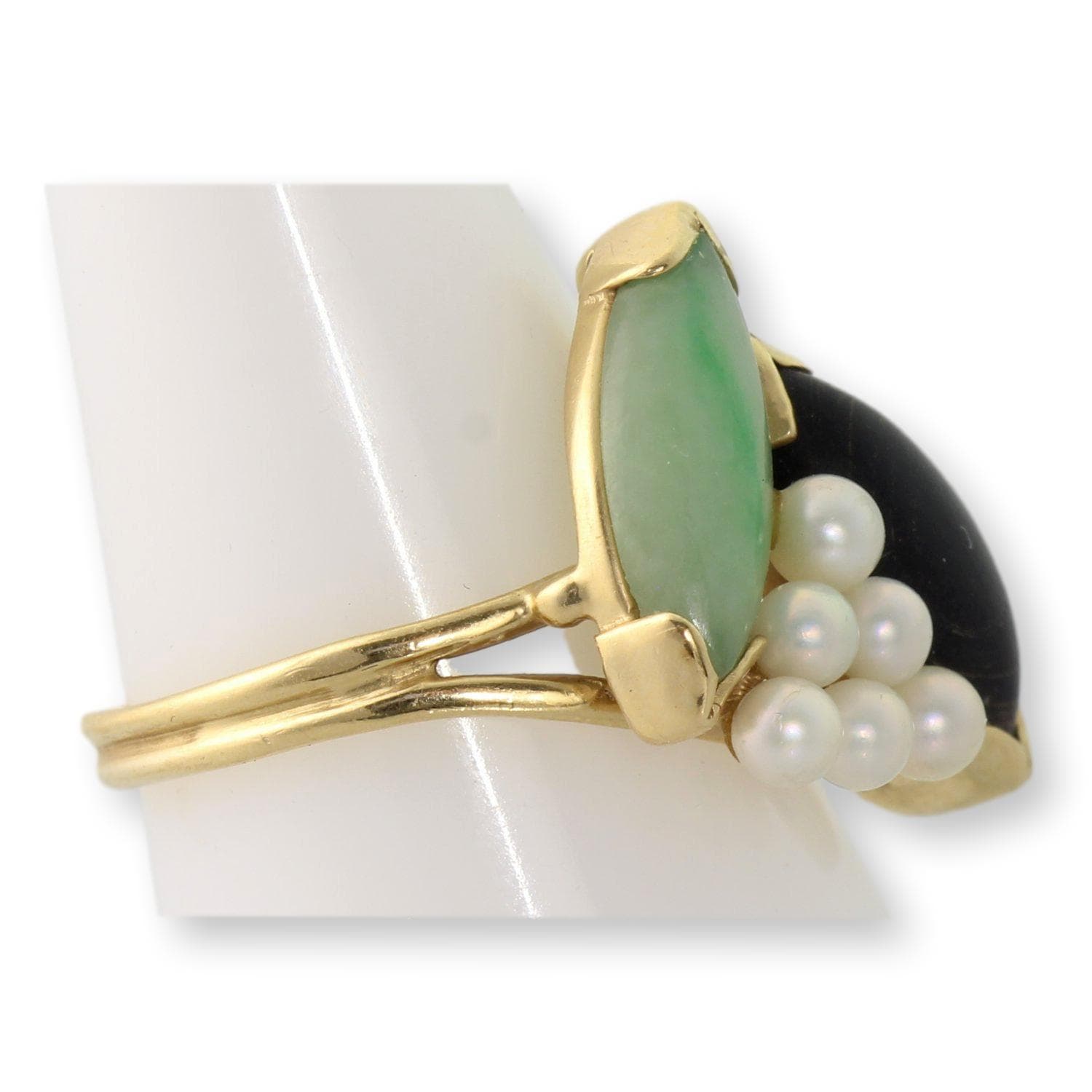 14K Jadeite, Black Coral & Pearl Ring | Hawaiiian Estate Jewelry - Size 6.5 - Thumbnail 3