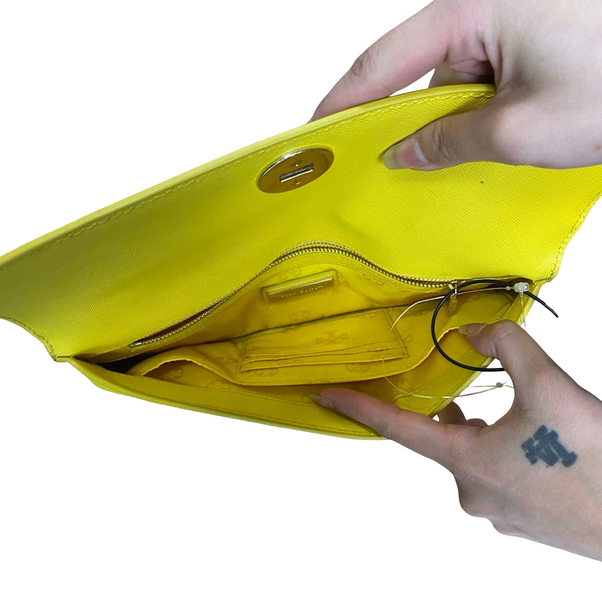 Tory Burch Yellow Leather Clutch with Logo Detail - Thumbnail 3