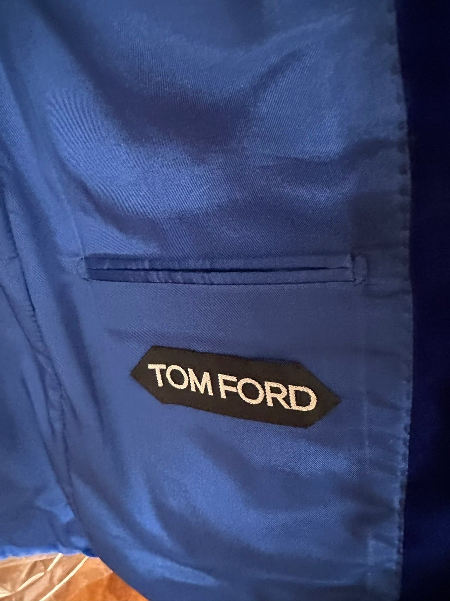 Tom Ford Velvet tuxedo blazer I 40 like new reatil $5190 - Thumbnail 3