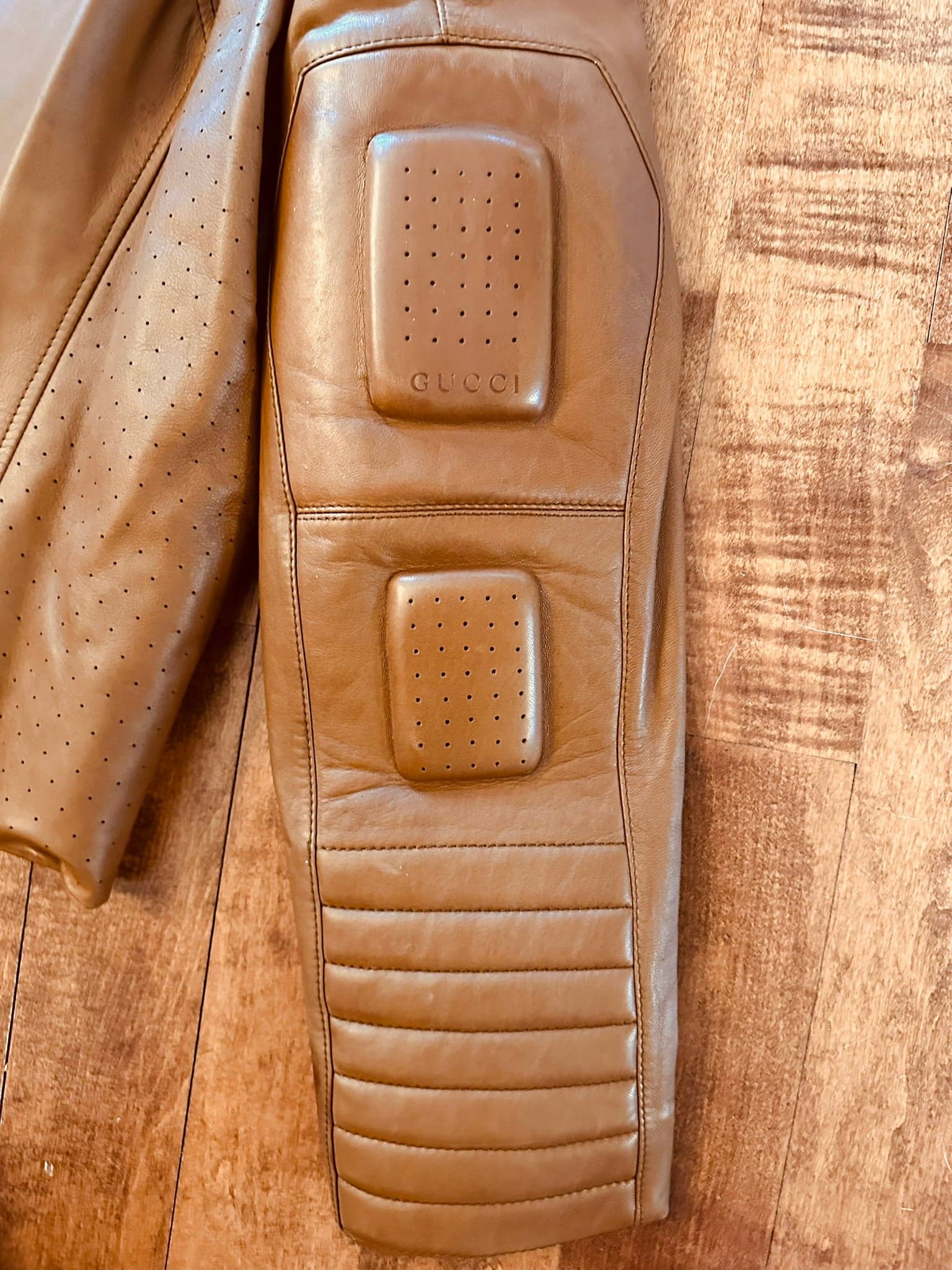 Gucci by Tom Ford runway leather jacket 2000/1 NWT - Thumbnail 6