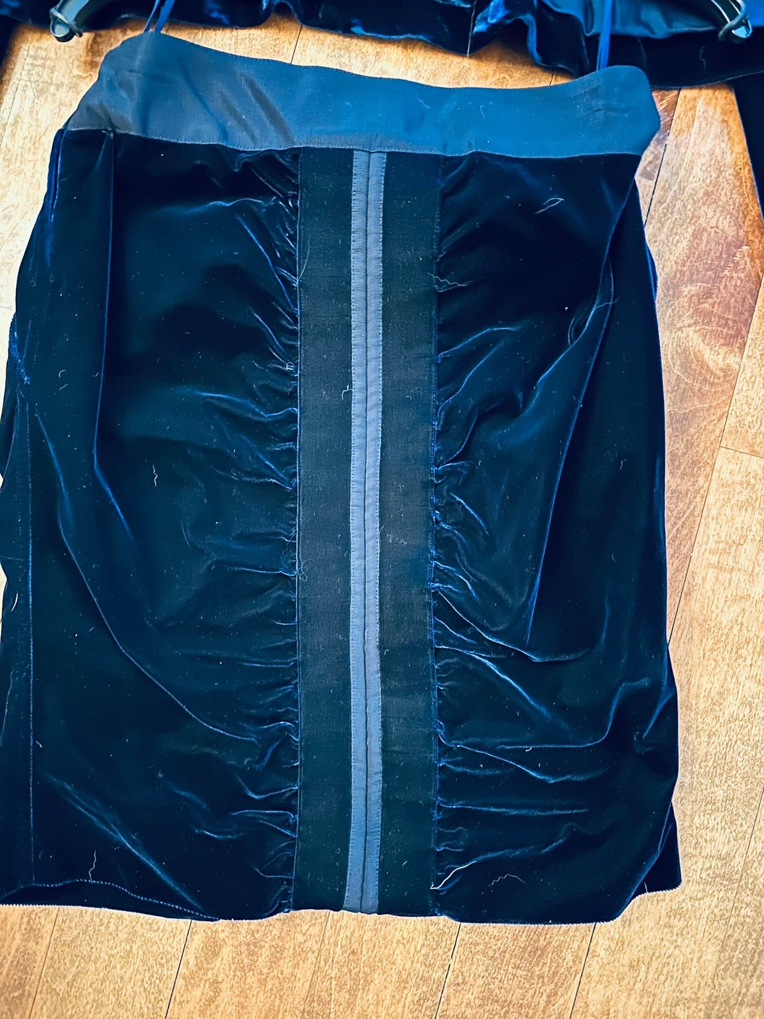 Yves Saint Laurent 2002 blue velvet runway suit Tom Ford F 36 - Thumbnail 10