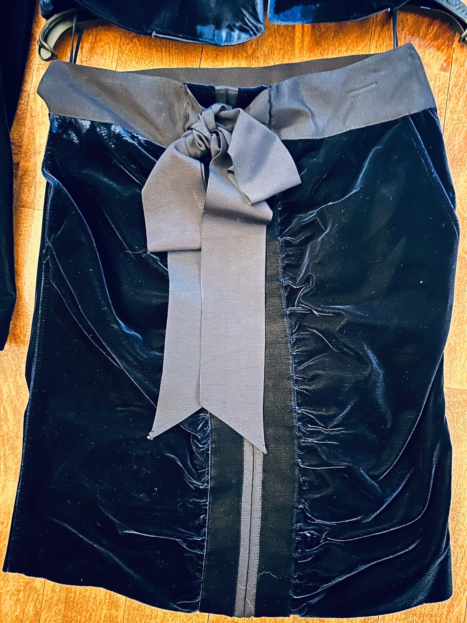 Yves Saint Laurent 2002 blue velvet runway suit Tom Ford F 36 - Thumbnail 5
