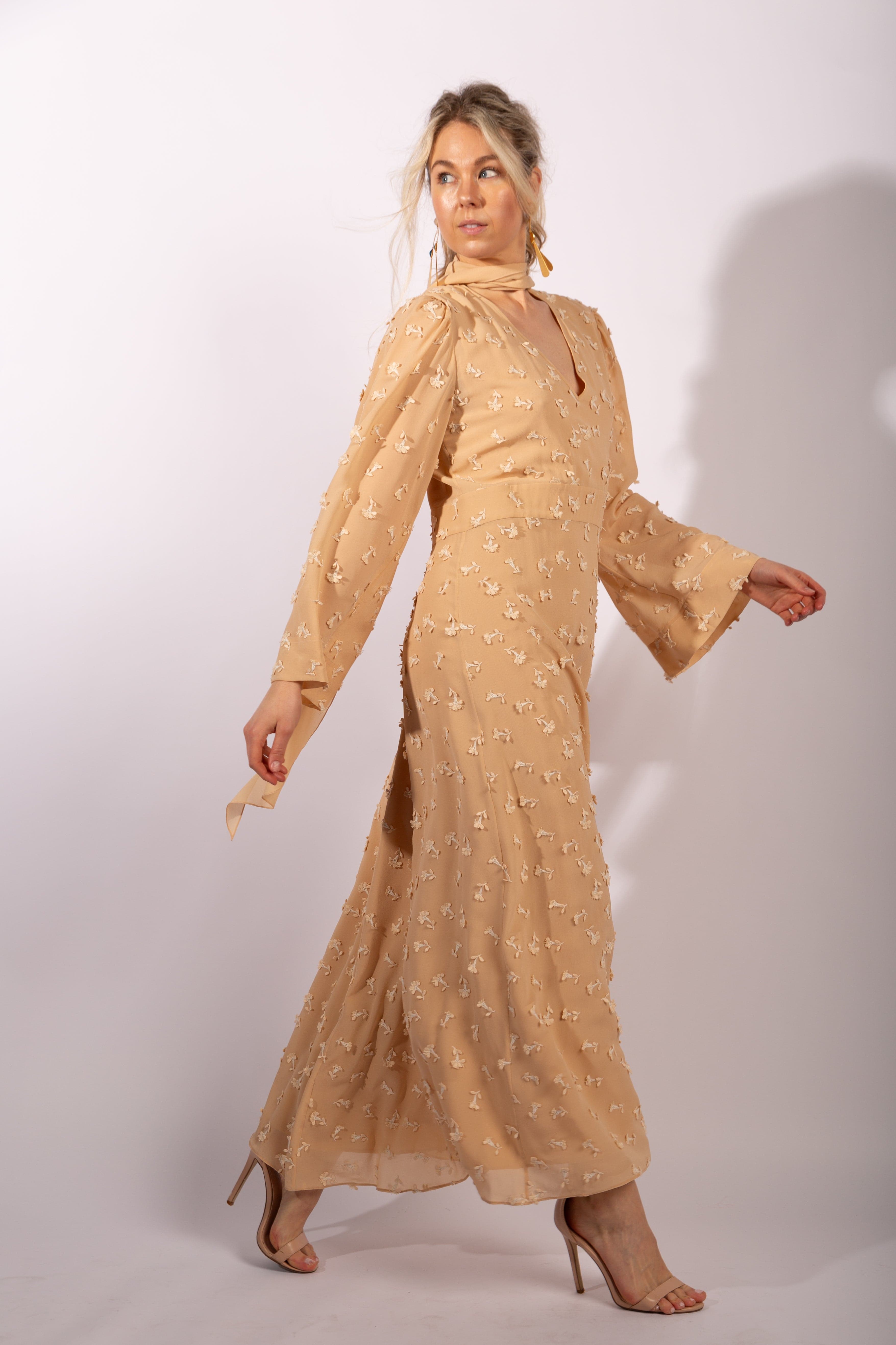 Chloé Floral Appliqué Light Sand Silk Dress, Size FR40 - Thumbnail 2