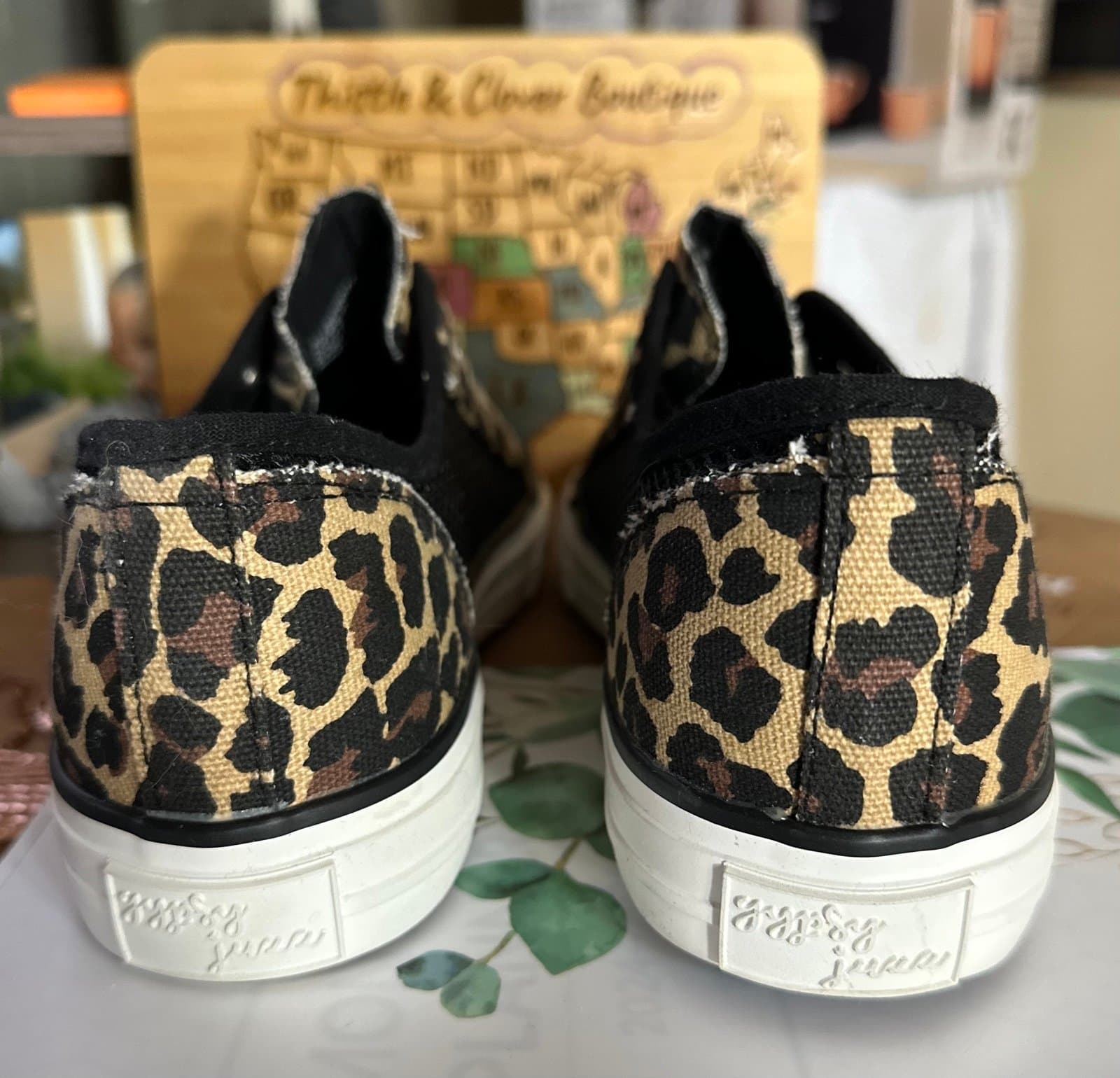 Gypsy Jazz Size 10 Leopard and Mesh sneakers - Thumbnail 4