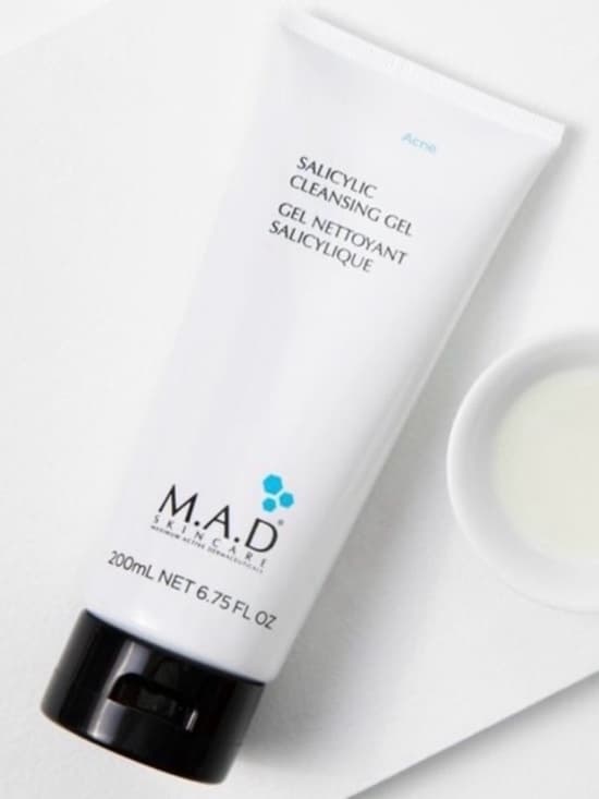 M.A.D Skincare Salicylic Cleansing Gel - White Bottle - Thumbnail 3