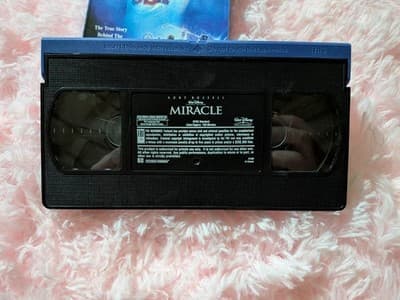 VTG MIRACLE VHS 2004 Release Walt Disney Olympic Hockey Kurt Russell - Thumbnail 5