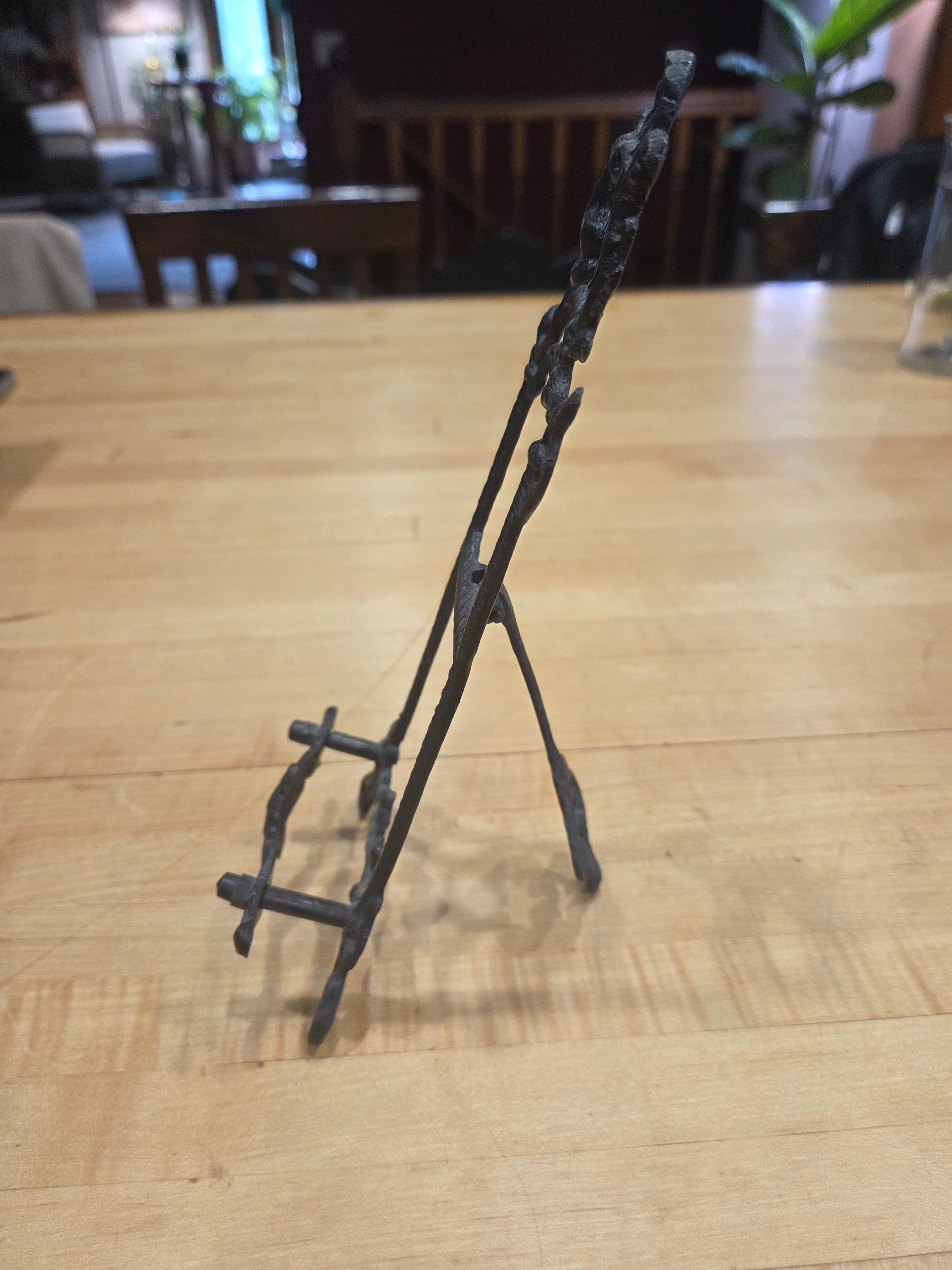 Vintage Rococo Style Ornate Cast Iron Tabletop Display Easel - Thumbnail 2