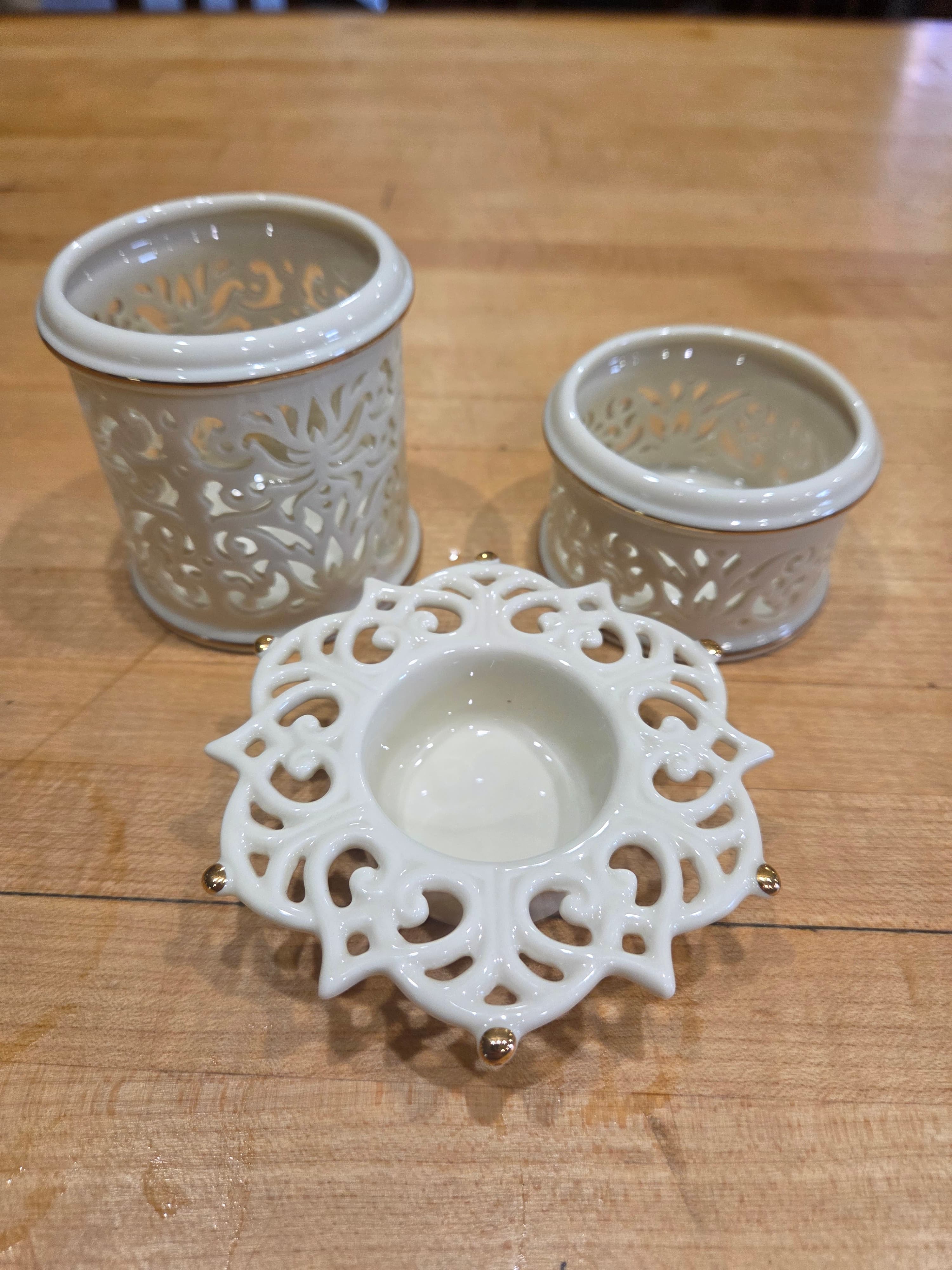 Lenox Ivory Porcelain Pierced Lattice Votive Candle Holder Vanity Set