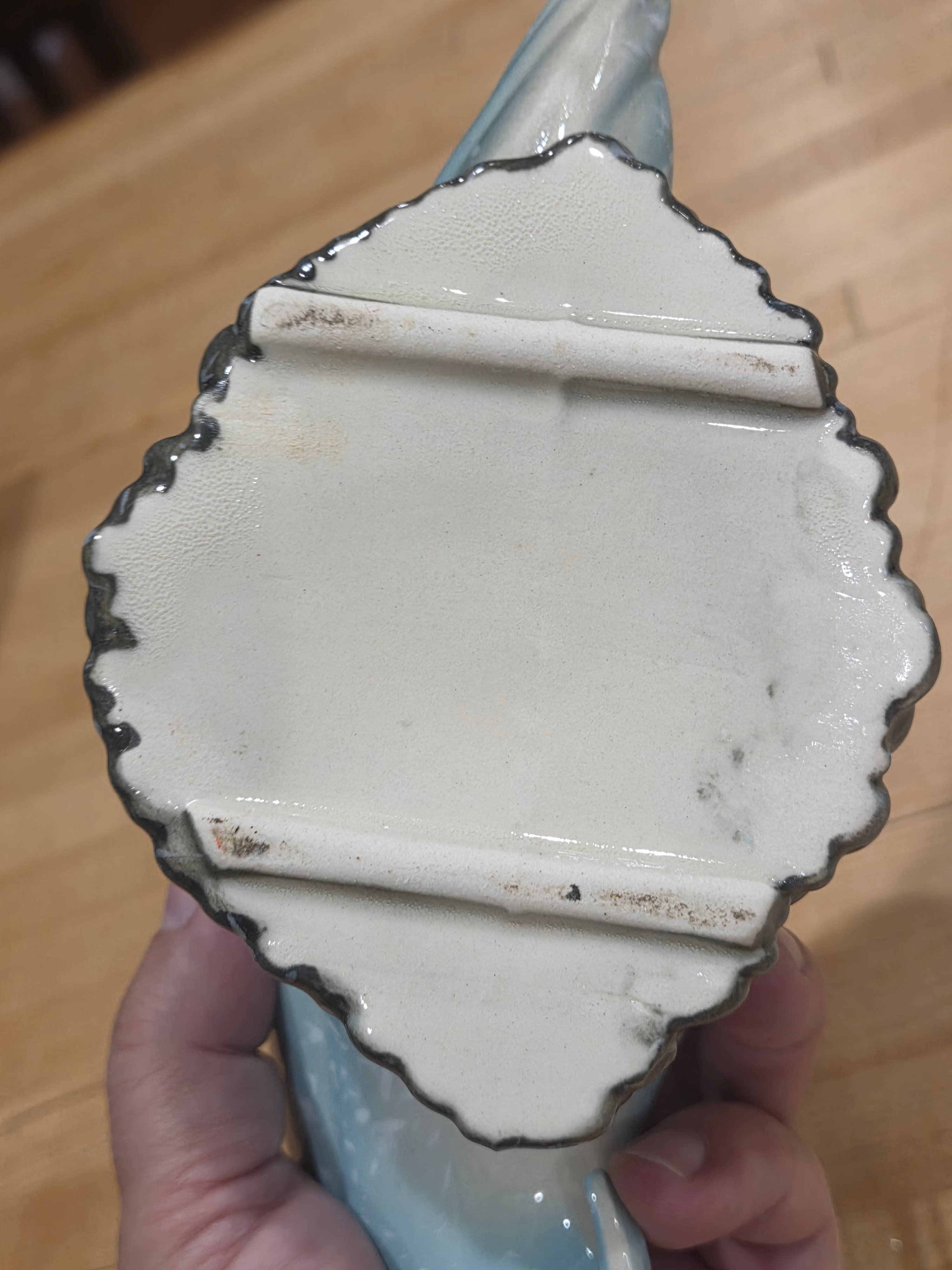 Vintage Hull Pottery Ebb Tide E-3 Mermaid Conch Shell Planter - Thumbnail 7
