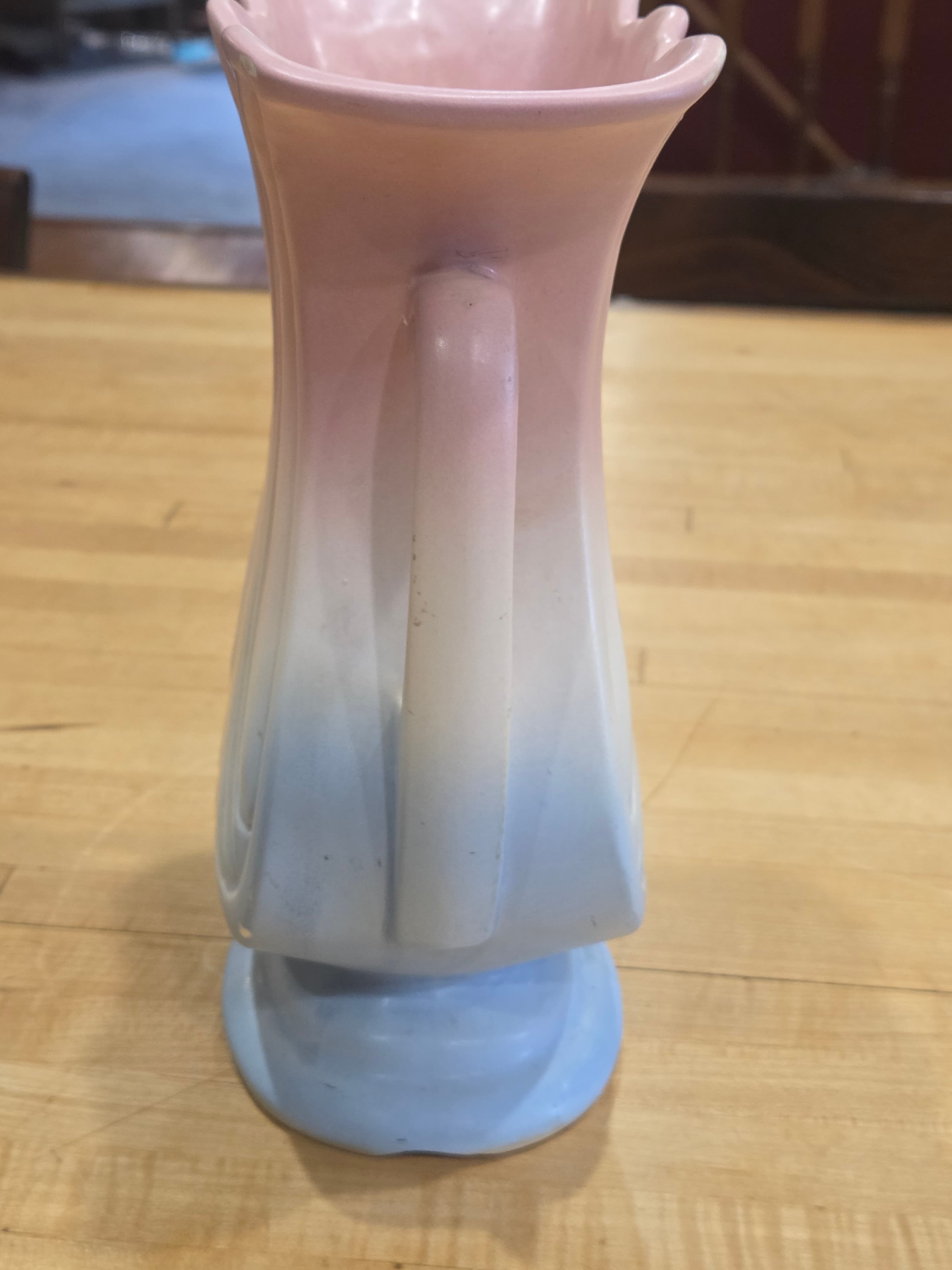 Vintage Hull Pottery Mardi Gras Granada 48-9 Double Handled Vase Pink Blue As Is - Thumbnail 3