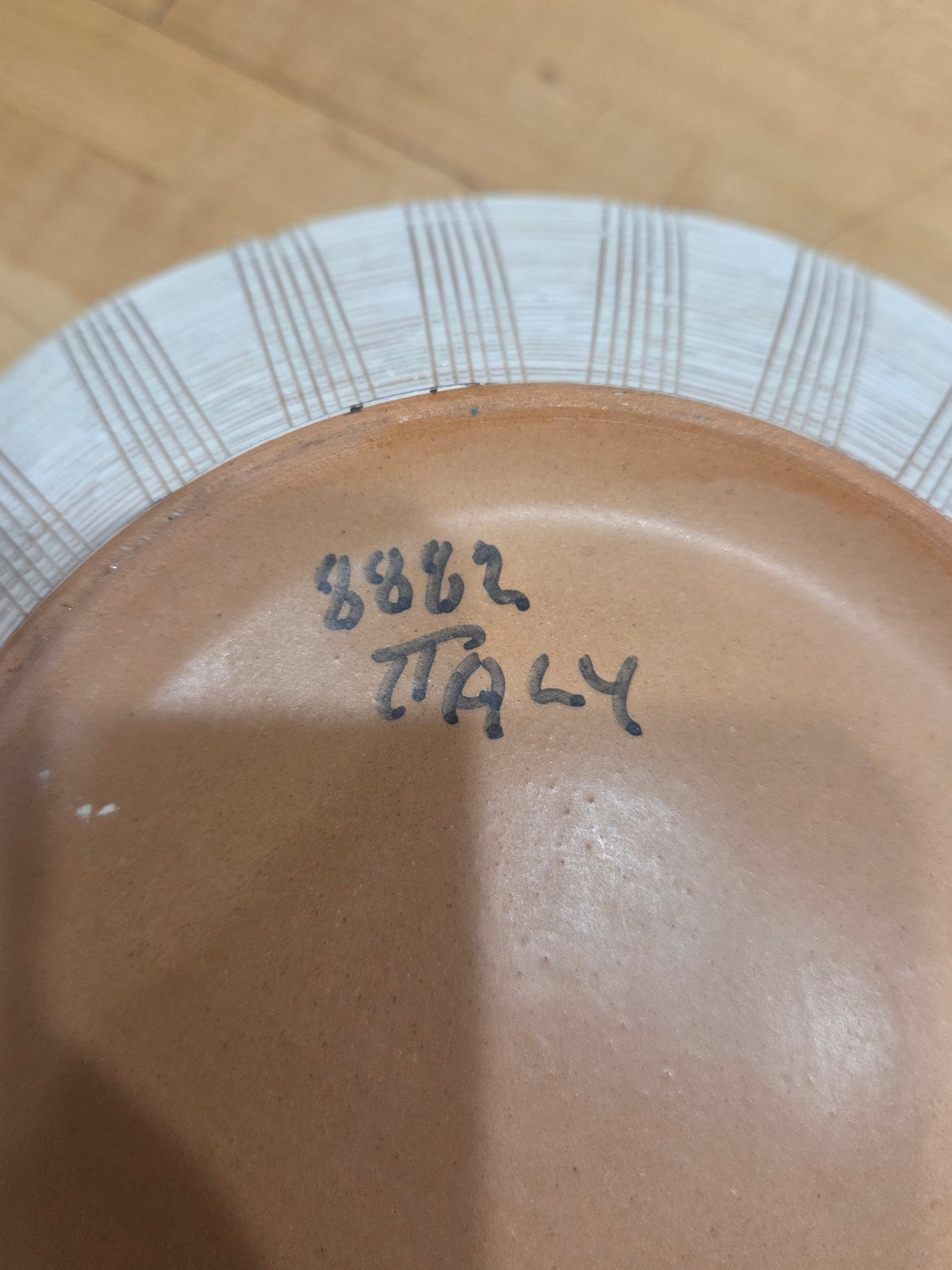 Vintage Italian Art Pottery Seta Sgraffito White Gold Luster Bowl MCM 3882 Italy - Thumbnail 4